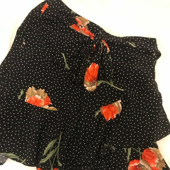 TOPSHOP polka dot ruffle tie skirt - Picture 2 of 4
